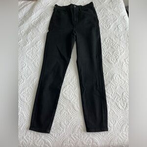 American Eagle Black Curvy High Rise Jeggings Short